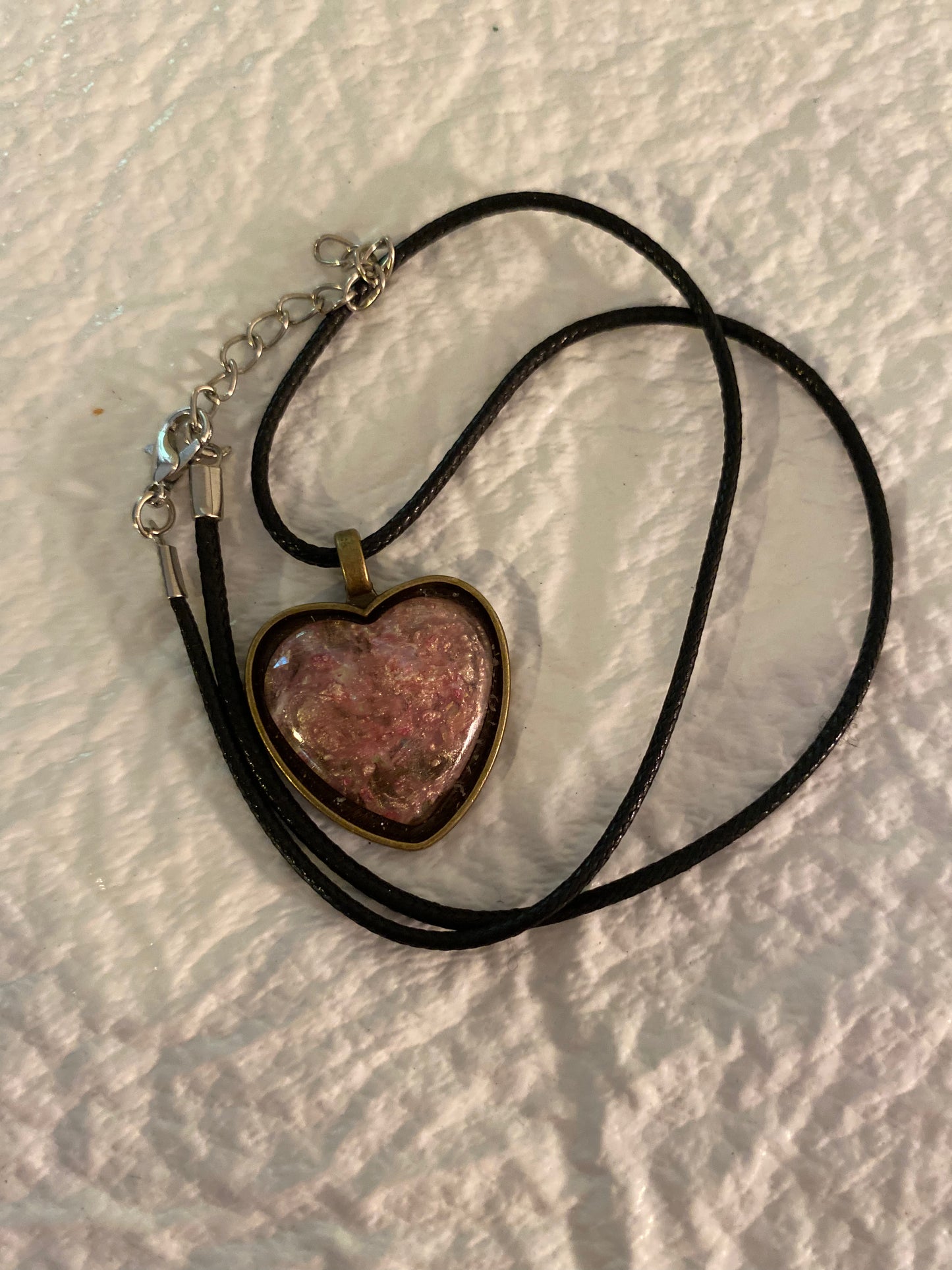 Pink swirl heart bezel pendant