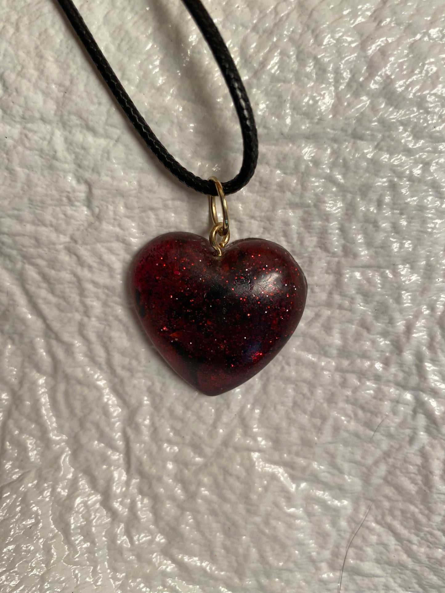 Medium red glitter heart