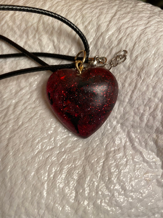 Medium red glitter heart