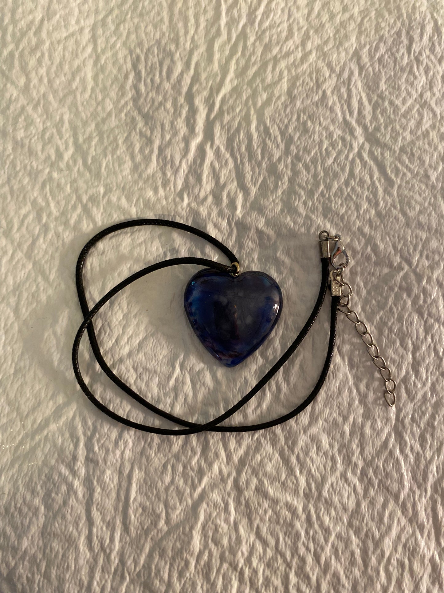 Medium midnight heart pendant