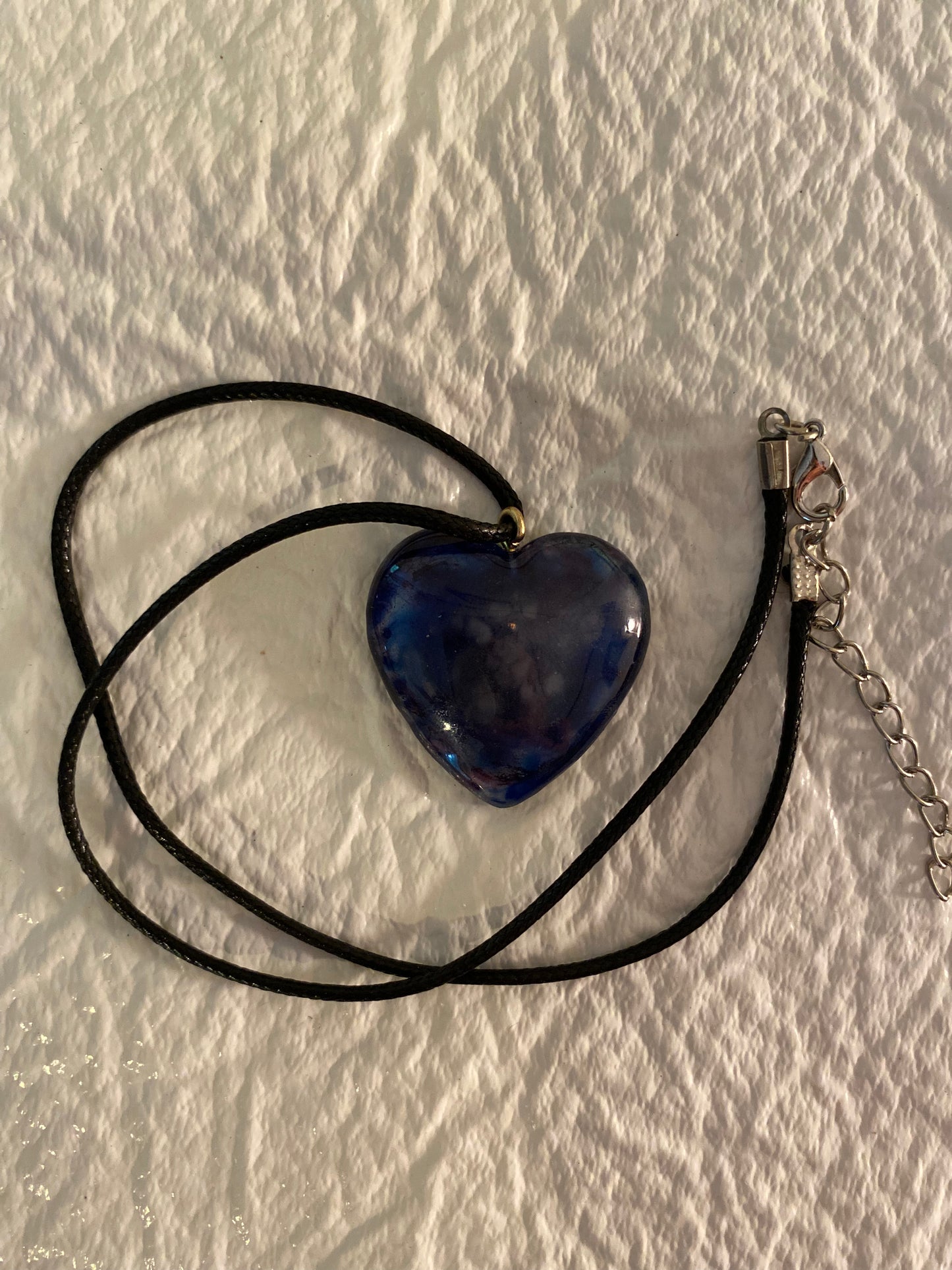 Medium midnight heart pendant