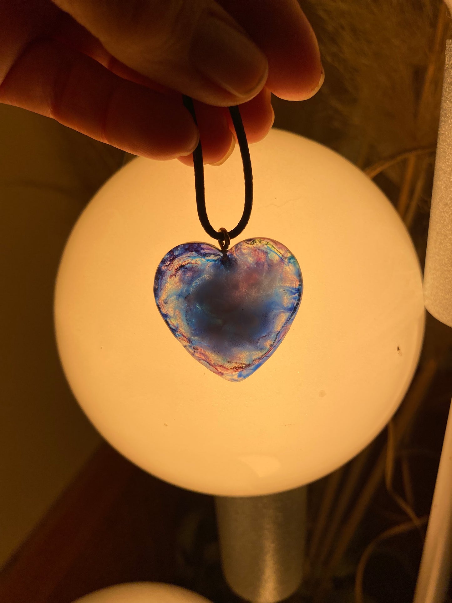 Medium midnight heart pendant